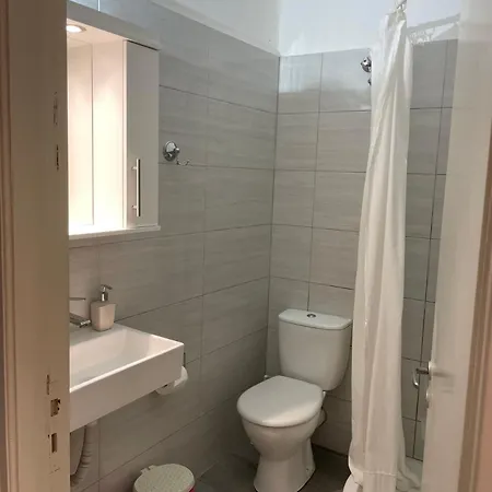 Nafsika Lejlighedshotel *